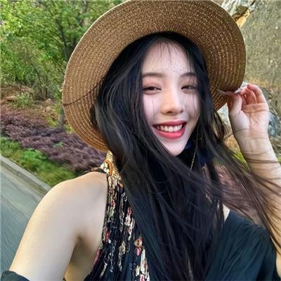童贞女王海报